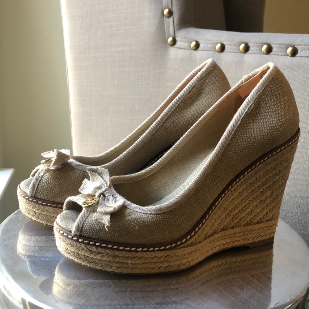 Tory and Burch wedges in great condition